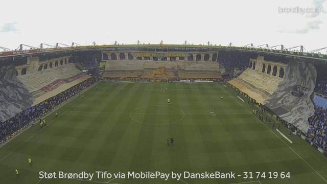 Énorme tifo à Brondby avec le Jump du Vélodrome !
