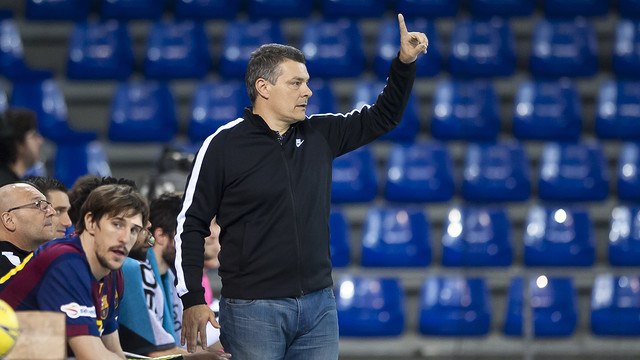 FCB Lassa (handbol) Xavi Pascual: “Jugar i competir és el que ens fa falta”