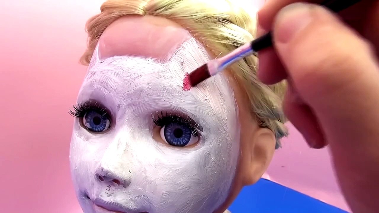 Oyuncak Bebek için Hello Kitty Maskesi Türkçe