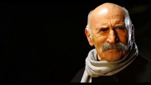 İnsan yaşıyorken özgürdür - Tuncel Kurtiz (Edip Cansever şiirinden)