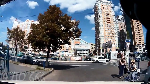 Мама, что ты ДЕЛАЕШЬ#2 [Недоразвитый инстинкт]