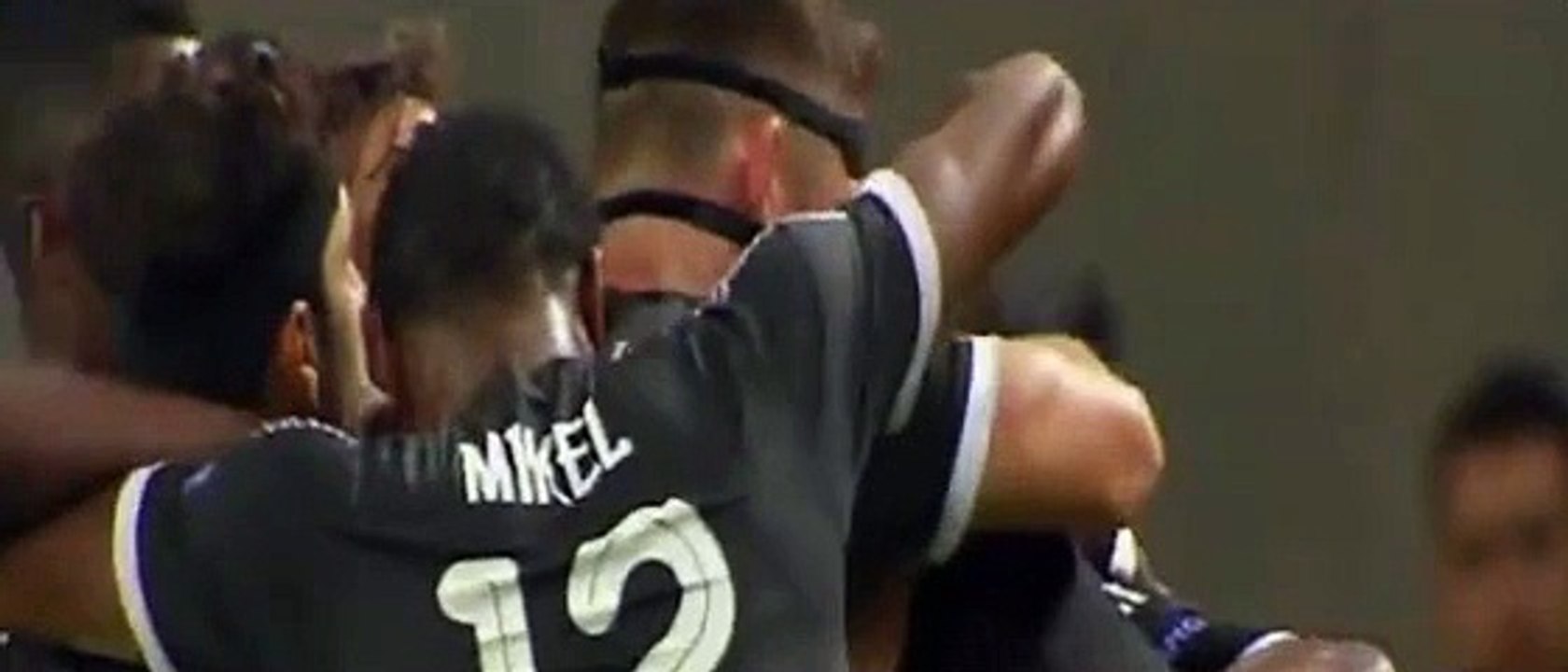 Willian Da Silva Free Kick Goal 1-1 . Fc Porto - Chelsea Fc . 29-09-2015