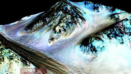 Cómo es el agua que la NASA encontró en Marte