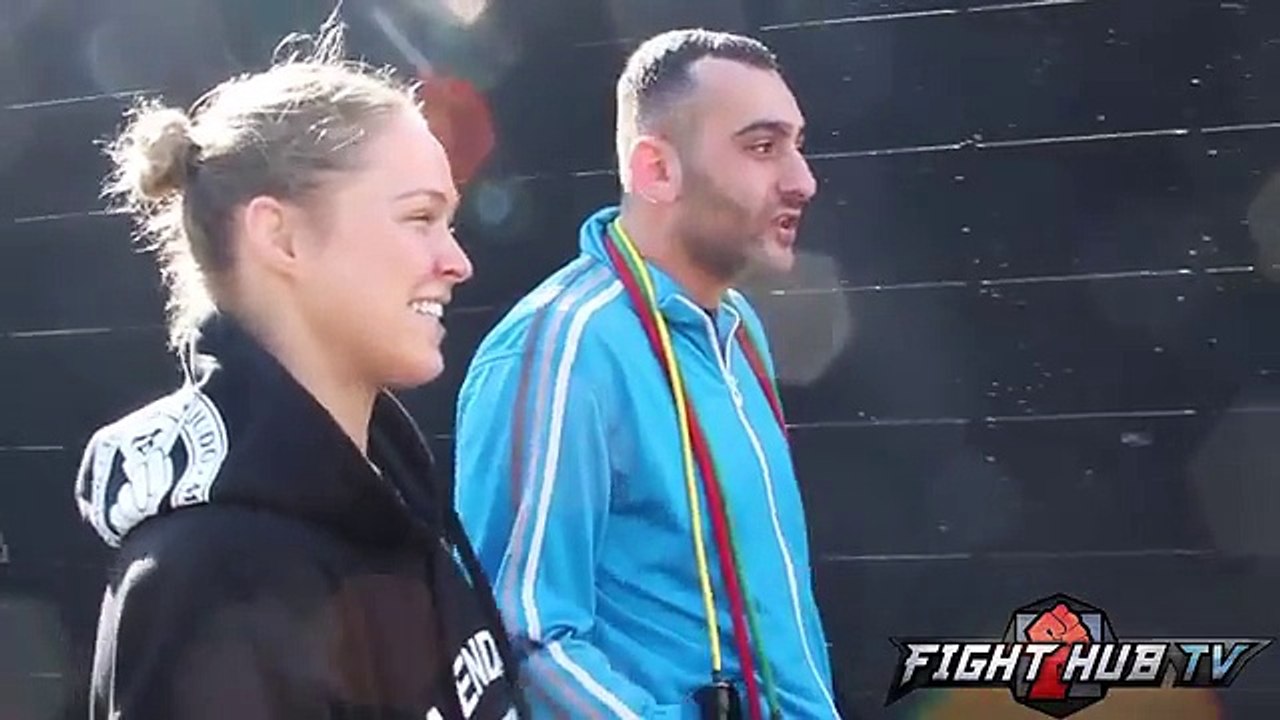 Ronda Rousey vs Miesha Tate 2- Rousey Beach workout