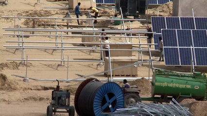 India bets on solar power for bright future