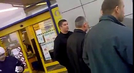 Russian fight over a broken bottle of vodka