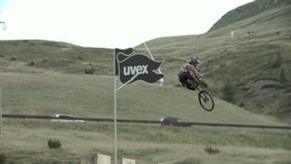 9 Knights 2015 MTB - Reynolds vs Samson Showdown