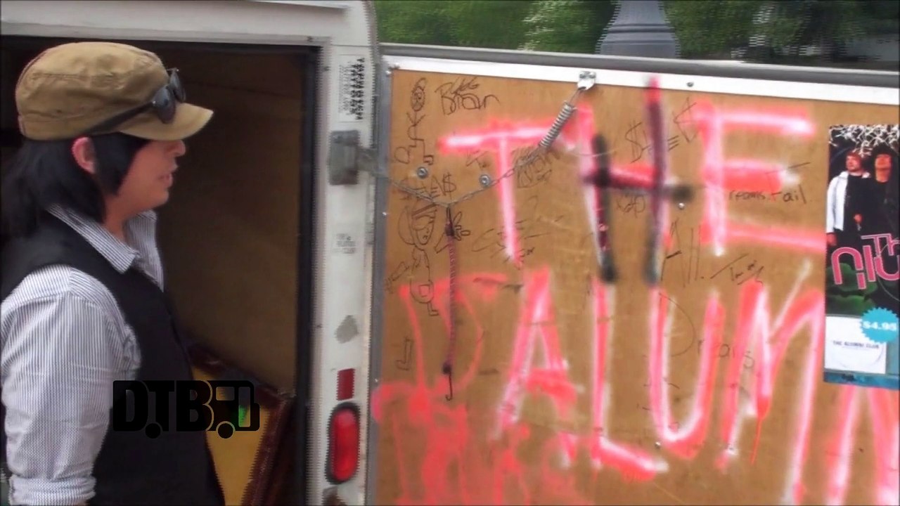 The Alumni Club - BUS INVADERS (The Lost Episodes) Ep. 81