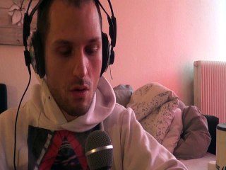 Parodie Bruno dans la radio (Momo dans le Ghetto La journée de la Haine)