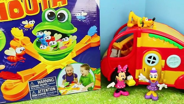Mr. Mouth Eating BUGS Game Challenge! Feed The Frog Family & Preschool Board Game Toy Review