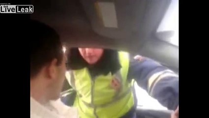 Driver Disagrees and Wrestles with Russian Police .... Cops Win