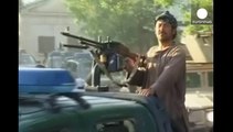 Afeganistão: Ferozes combates empurram Talibãs em Kunduz