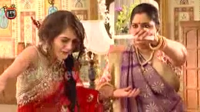 Gora Aur Meera Ne Chali Nayi Chaal JIsse Vidhya Ko Aana Pada Modi Bhavan Se Vapis - 30 September 2015 - Saath Nibhaana Saathiya