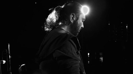 Halil Sezai - Git (Official Video)