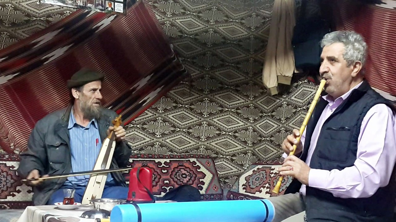 Sultanmurat'ta Kemençe ve Kaval düeti