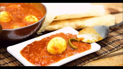 طريقة عمل مرقة الطماطم بالبيض