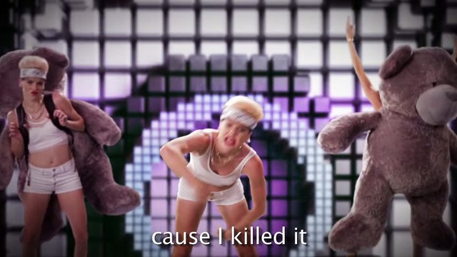 Miley Cyrus vs Joan of Arc. Epic Rap Battles of History