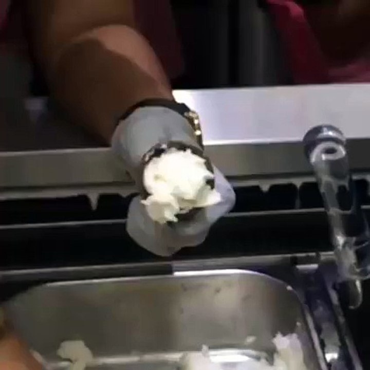 A Beautiful Flower ice cream
