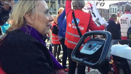 Demonstratie voor het behoud van thuiszorg in Stad - RTV Noord