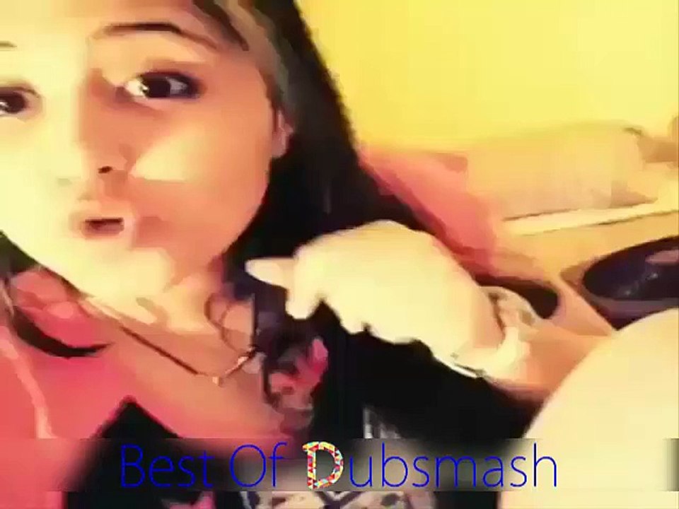 Girls Most Funny Dubsmash Act On Queen Movie Dialogue 2015