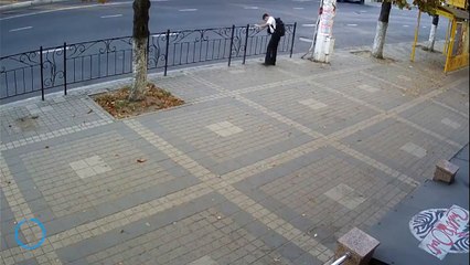 Il échappe de peu à un accident