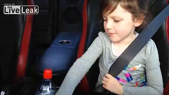 Little Girlâs Priceless Reaction To Dad Speeding In Nissan GT-R