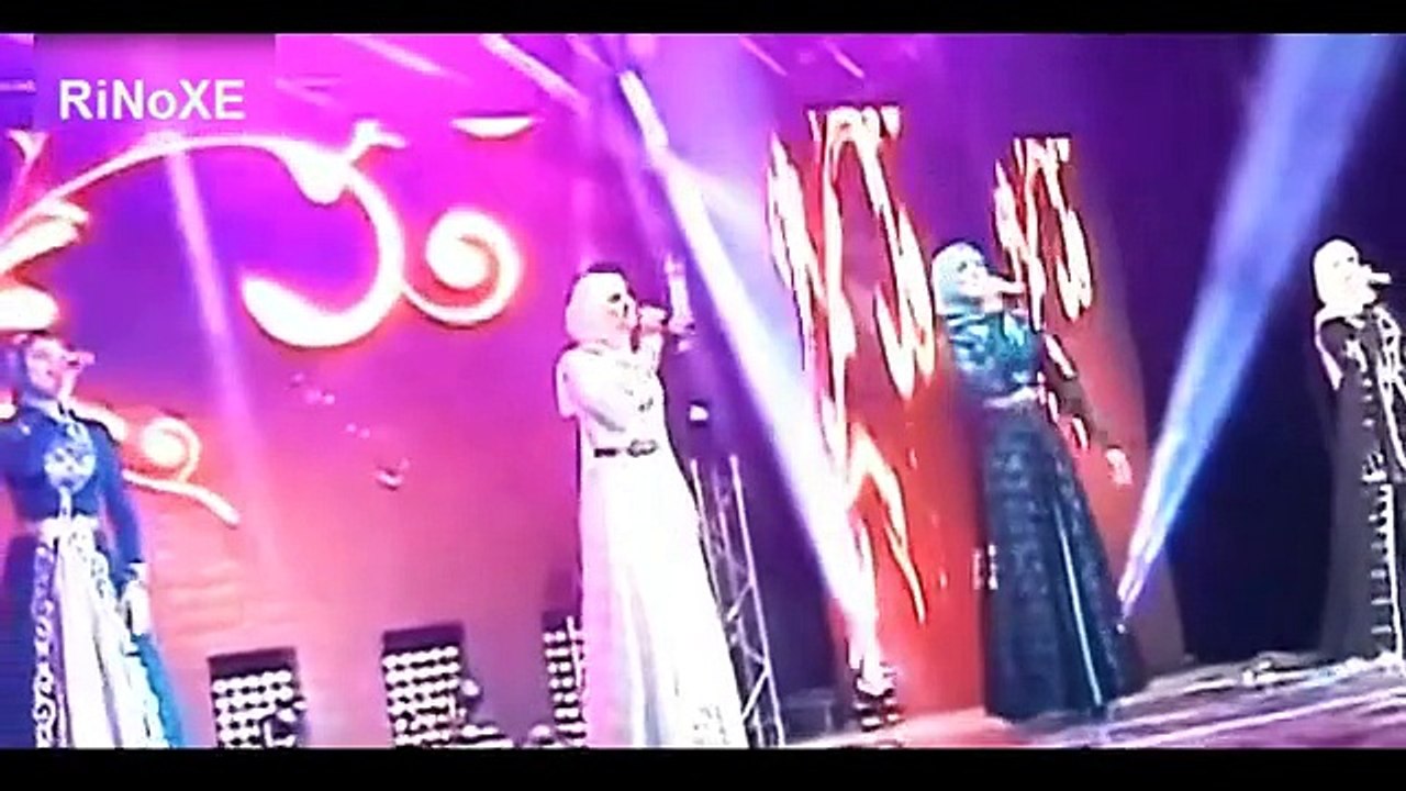 فرقة فتيات شيشانيات تنشد بالعربيه