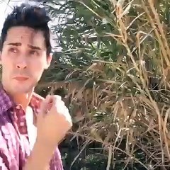 adam denizde boguluyor