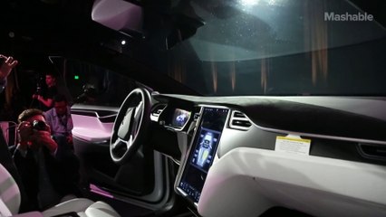 Hands-on Preview of New Tesla Model X _ Mashable