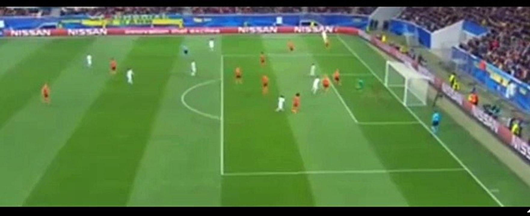 Goal Serge Aurier 0-1 - Shakhtar Donetsk vs Paris Saint Germain - 30.09.2015