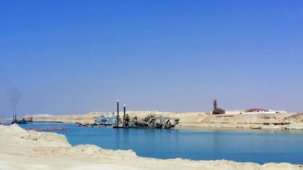 قناة السويس الجديدة  الحفر والتكريك فى 3مارس 2015