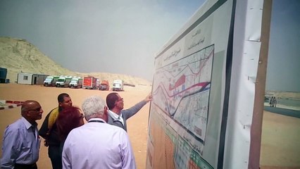 جورج وهبة  أمين المصريين الاحرار يشرح لوفد الحزب تفاصيل قناة السويس الجديدة مارس2015