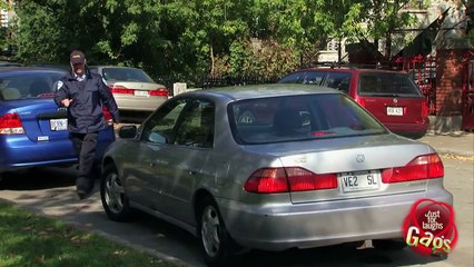 Policías Roban Gasolina