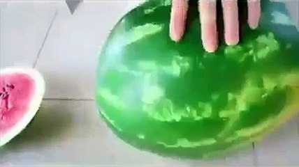 Karpuzu Kesip İkram Etmenin Faklı Yolları