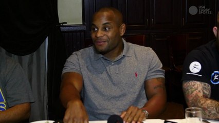Daniel Cormier and Rashad Evans discuss each others' fights at UFC 192