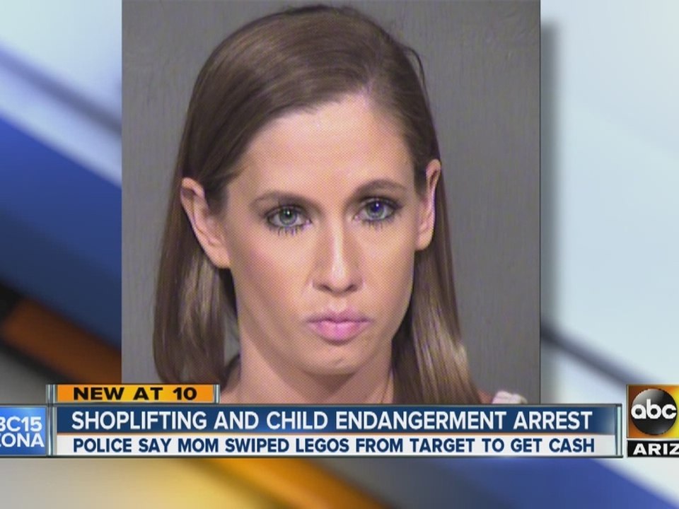 Valley mom facing shoplifting and child endangerment