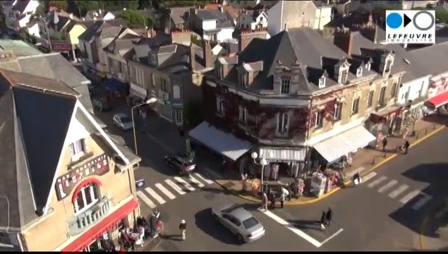Pornichet (44) - Vente appartement 112m² au dernier étage avec terrasse, vue mer et marché.