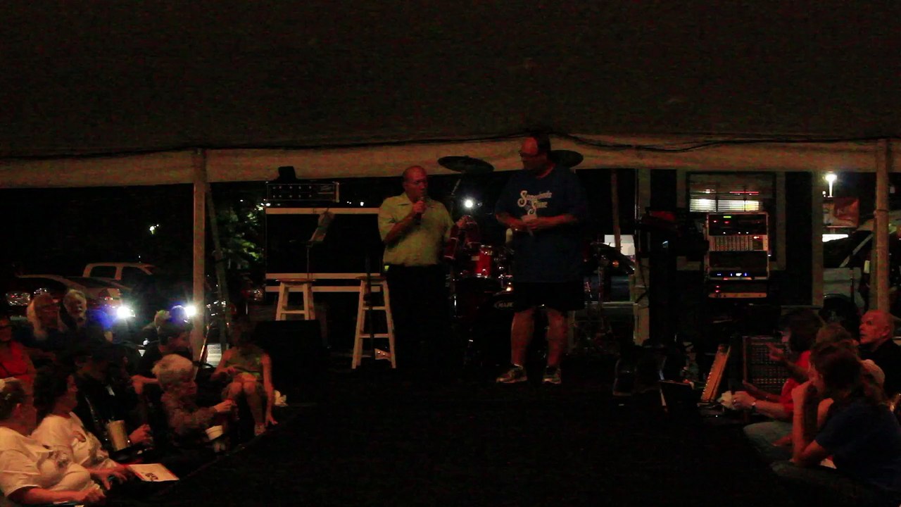 Eddie Phelps addressing the tent crowd at Elvis Week 2015