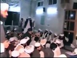 Watch What These Mullahs Are Doing in A Mosque, Really Surprising