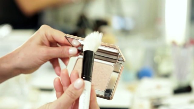 סרטון הדרכה! שפתיים אדומות - לוק איפור בובתי רענן מאת נטאשה דנונה