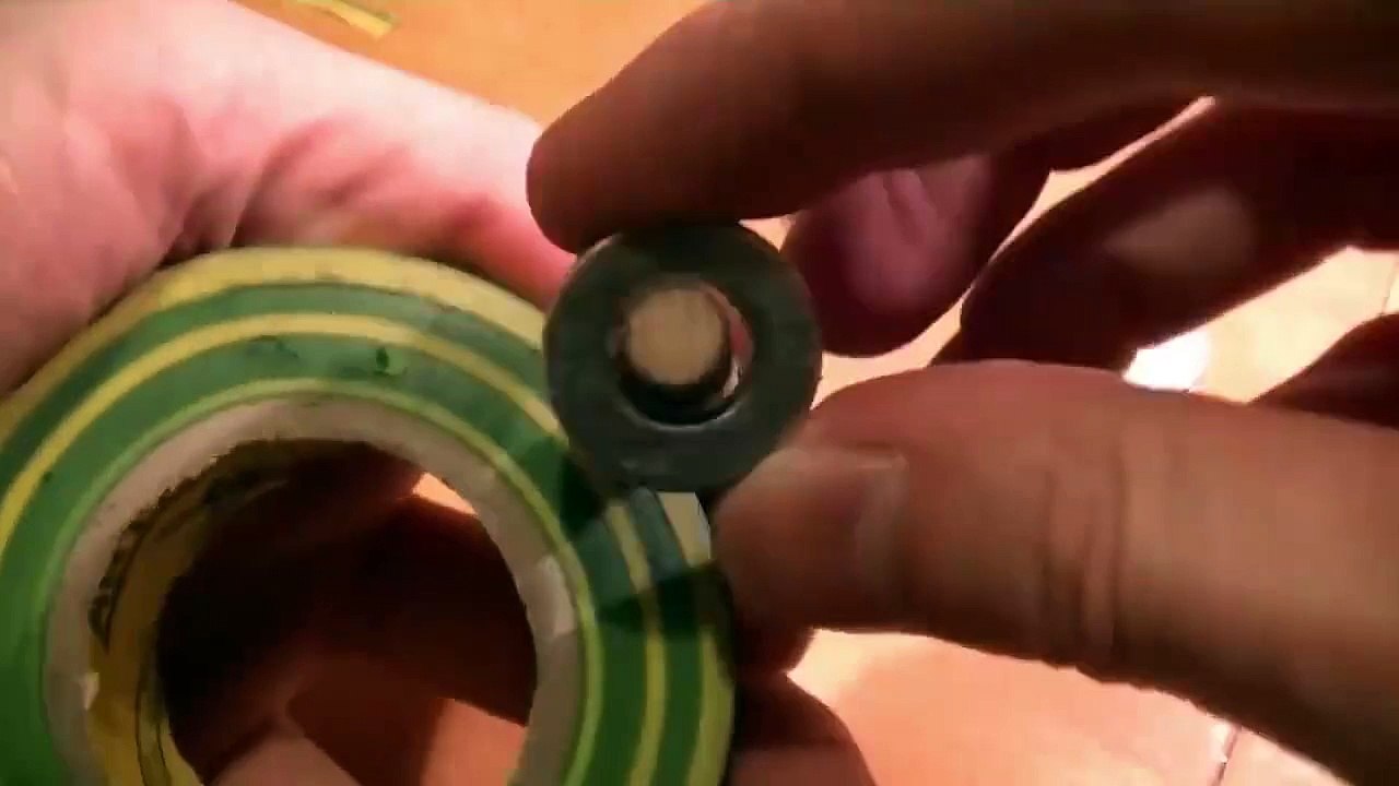 Amazingly Floating Spin..!! is this true? wow