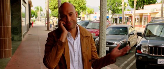 Comdey Flim, 911 call