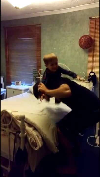 Father Vs Son - WWE :D
