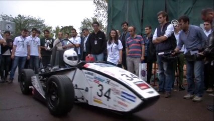 YTÜ Racing YTR-02 Kampüste Lastik Yakıyor