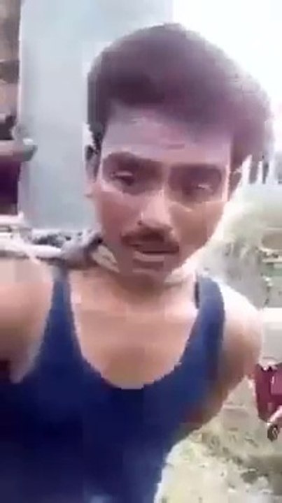 اس سے پہلے کہ انڈیا اس ویڈیو کو فیس بک سے ختم کروا دے ،دیکھیں کیسے انڈیا میں مسلمانوں کو زبردستی ہندو بنایا جا رہا ہے