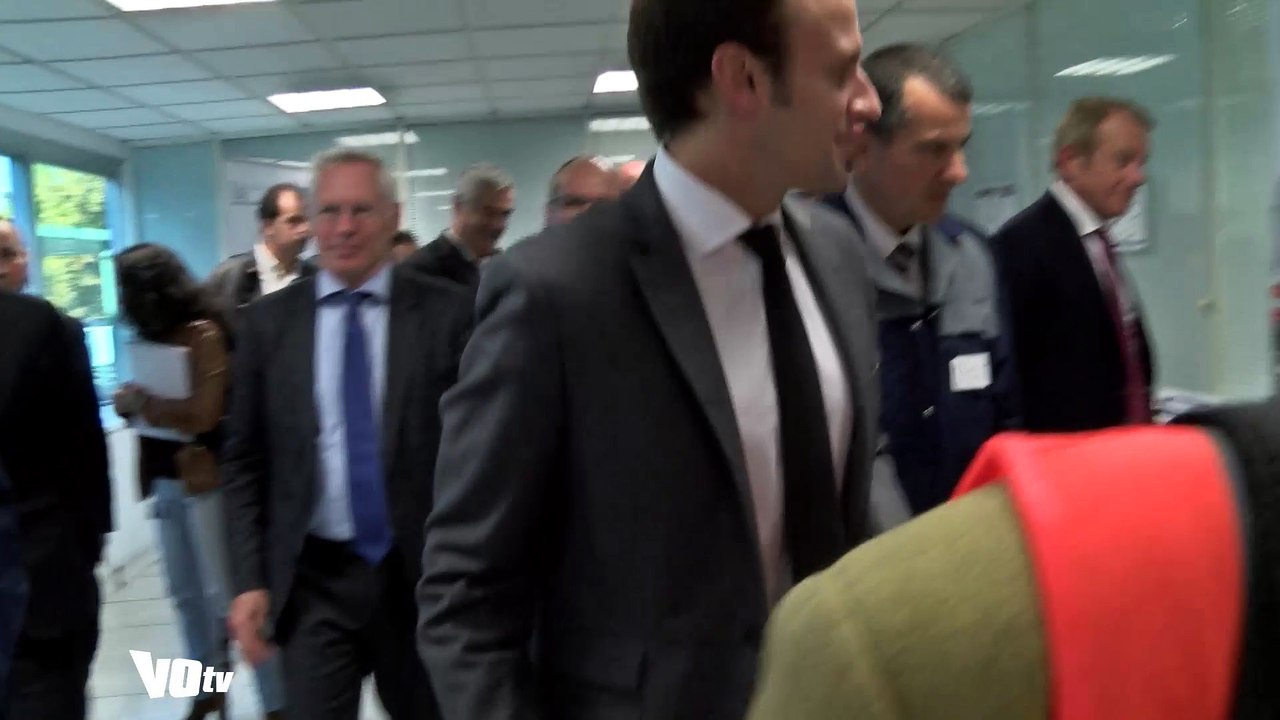 Emmanuel Macron veut soutenir les équipementiers automobiles
