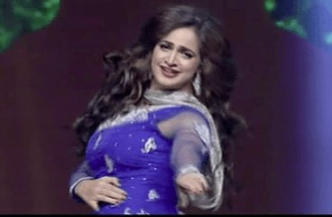 Noor Dance performance in lux style award