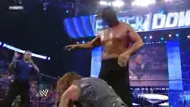 Triple H vs. The Great Khali (Broken Glass Arm Wrestling) must watch