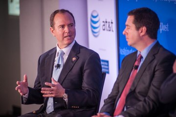 Was Hillary Clinton&apos;s private e-mail server a cybersecurity risk?