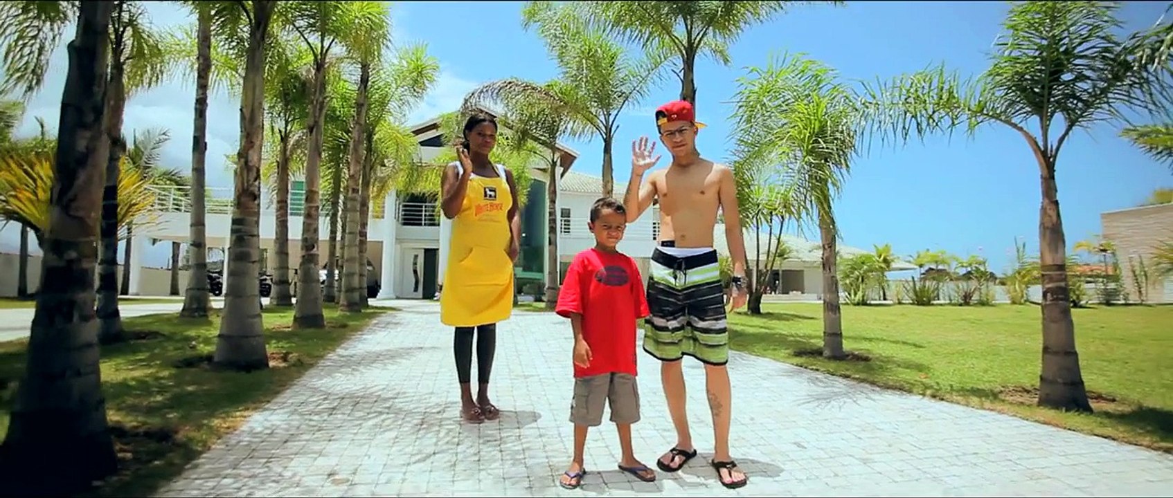 MC Taz - Deixa Rolar (KondZilla 2013)